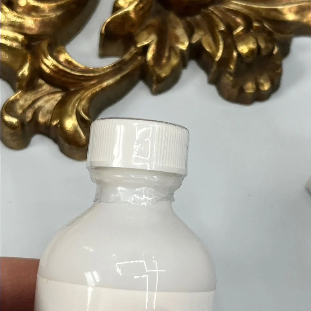 NWT 2 Oz Nassif MD Daily Revitalizing Serum